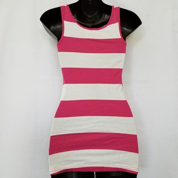 Divided By H&M Bundle Tanks Size US 6 - Picture 8 of 8